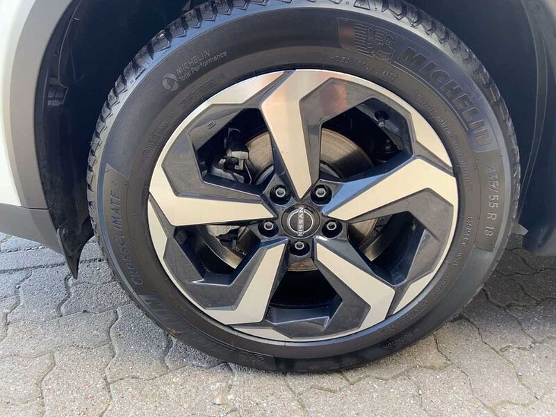 Nissan Qashqai N-Connecta 1.3 DIG-T MHEV Winter Technologie