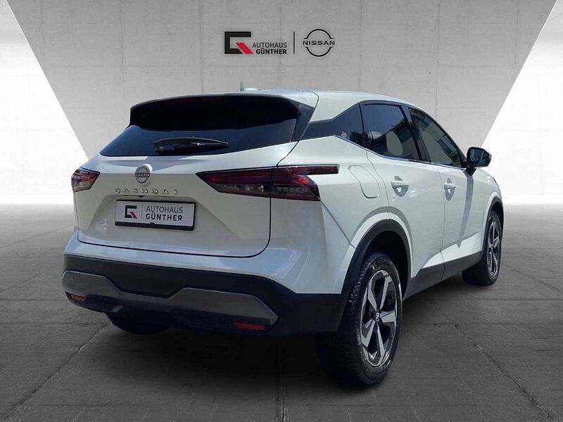 Nissan Qashqai N-Connecta 1.3 DIG-T MHEV Winter Tech.