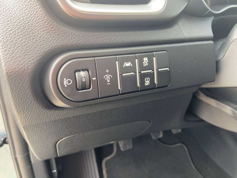 Kia Ceed / cee'd Edition 7 1.0 T-GDI Emotion Kamera CarPlay SitzHzg