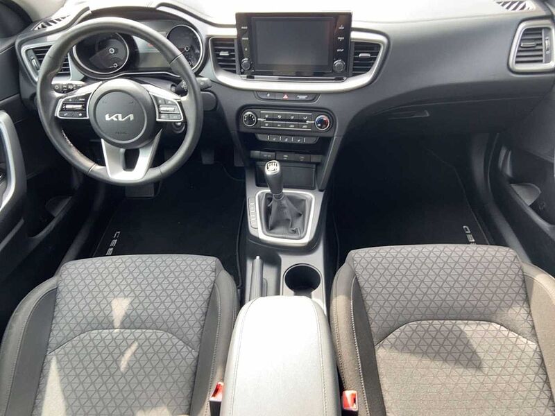 Kia Ceed / cee'd Edition 7 1.0 T-GDI Emotion Kamera CarPlay SitzHzg