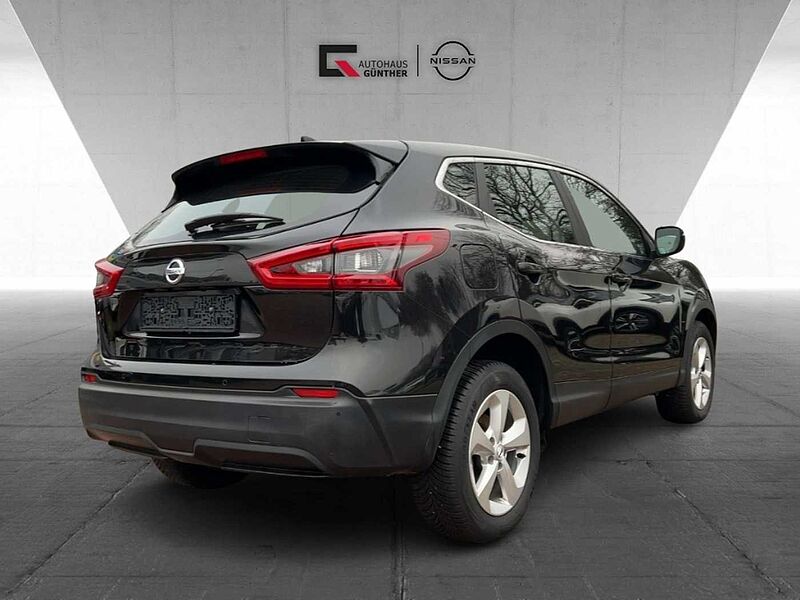 Nissan Qashqai Acenta 1.3 DIG-T Kamera CarPlay