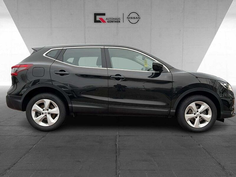 Nissan Qashqai Acenta 1.3 DIG-T Kamera CarPlay